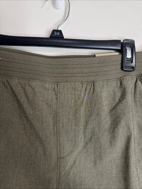 Chico’s Cuffed Cropped Tab Olive Green Seamed Pants elastic waistband Cotton 10 - Image 5