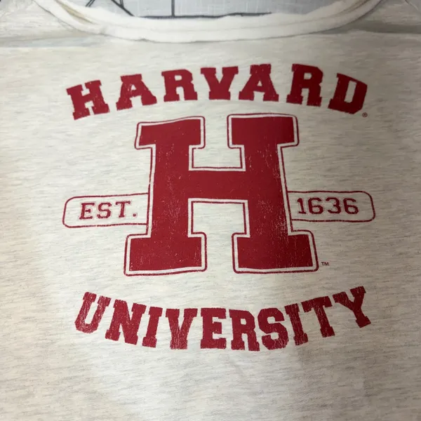 Harvard University Sweatshirt XL Gray‎ Boat Neck Veritas Pullover Sweatshirt - Image 4