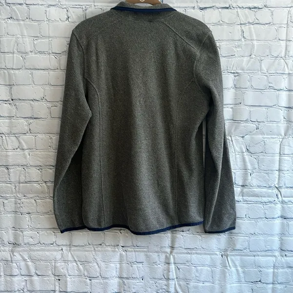L.L. Bean, dark gray fleece‎ pullover sweatshirt women’s size medium - Image 4
