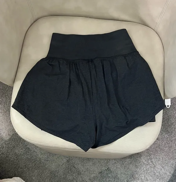 Gymshark Vital Seamless 2.0 Shorts 2-in-1 - Image 3