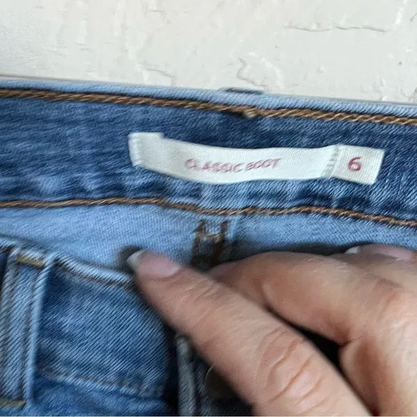 Levi’s Classic‎ Boot Cut Denim Jeans - Image 9