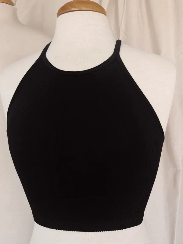 Black Ribbed Halter Crop Top - Image 4