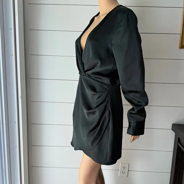 Zara Dark Green Long Sleeve Wrap Satin Dress Sz M - Image 4