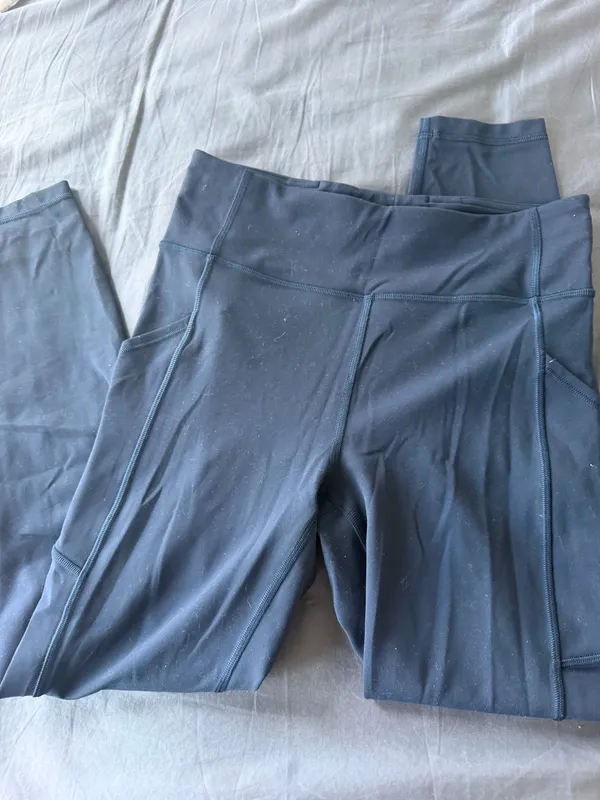 Lululemon Navy leggings  - Image 3