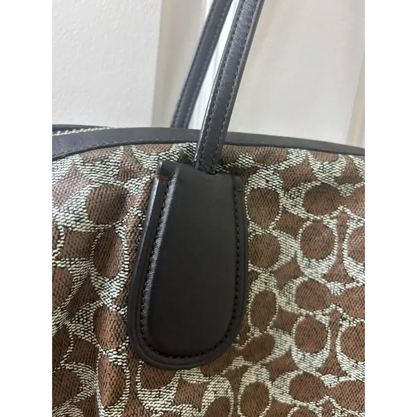Coach F33504 Taxi Zip Top Tote In Signature Coated Canvas Women Bag Brown - Image 4