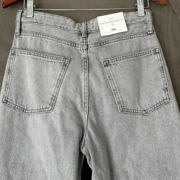 Zara Signature Denim High Rise Wide Leg Jean in Grey US Size 6 - Image 10