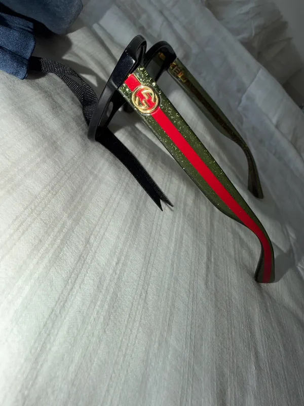 Gucci Sunglasses Women’s - Image 2