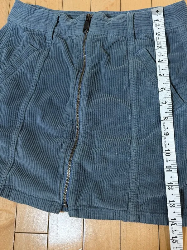 American Eagle Hi Rise A Line Grey Corduroy Zip Front Mini Skirt Size 0 - Image 5