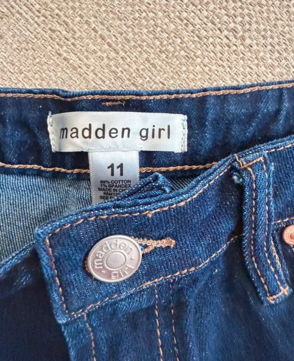 Madden Girl Jean Shorts - Image 2