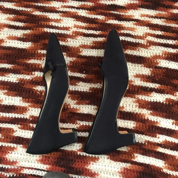 90s Vintage Dark Navy pumps kitten block heels bow square toe office siren core #coquette #academia Size 6M - Image 2
