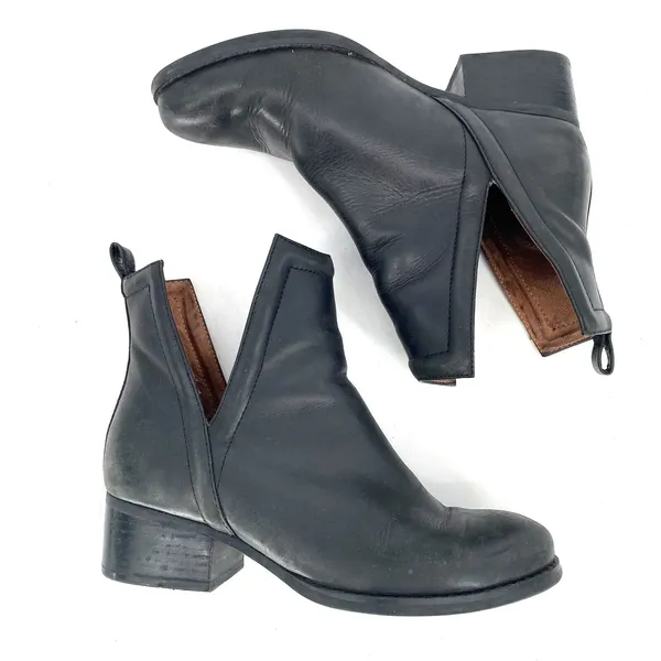 Jeffrey Campbell Oriley Booties Black Leather Pull On Ankle Boots Womens 6 - Image 7