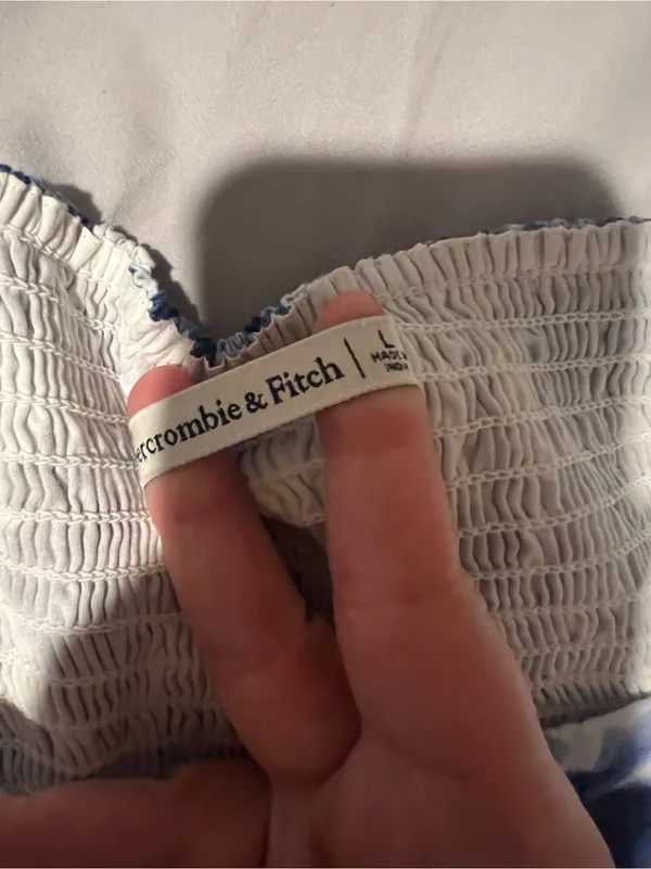 Abercrombie & Fitch Blue Floral‎ Puff Sleeve Crop Top Smocked Pleated L - Image 8