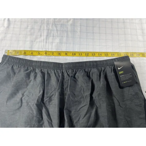 Nike Women’s Plus Size 1X Running Shorts - Gray Heather Dri-FIT Athletic - NW - Image 6