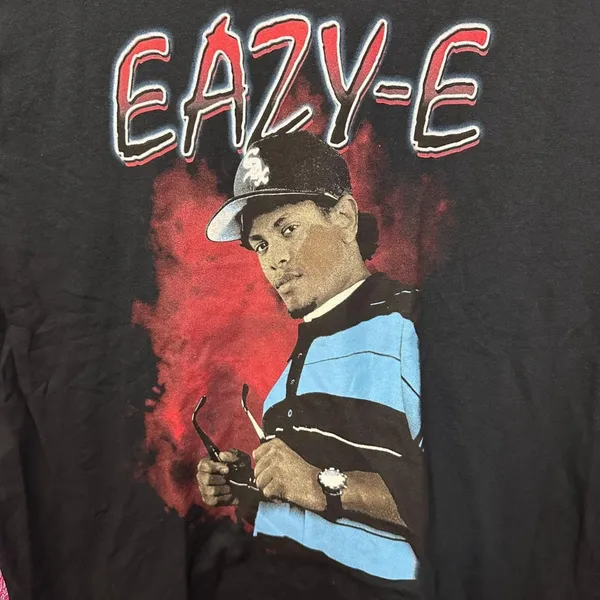 Eazy-E West Coast Rap Tshirt size XL - Image 2