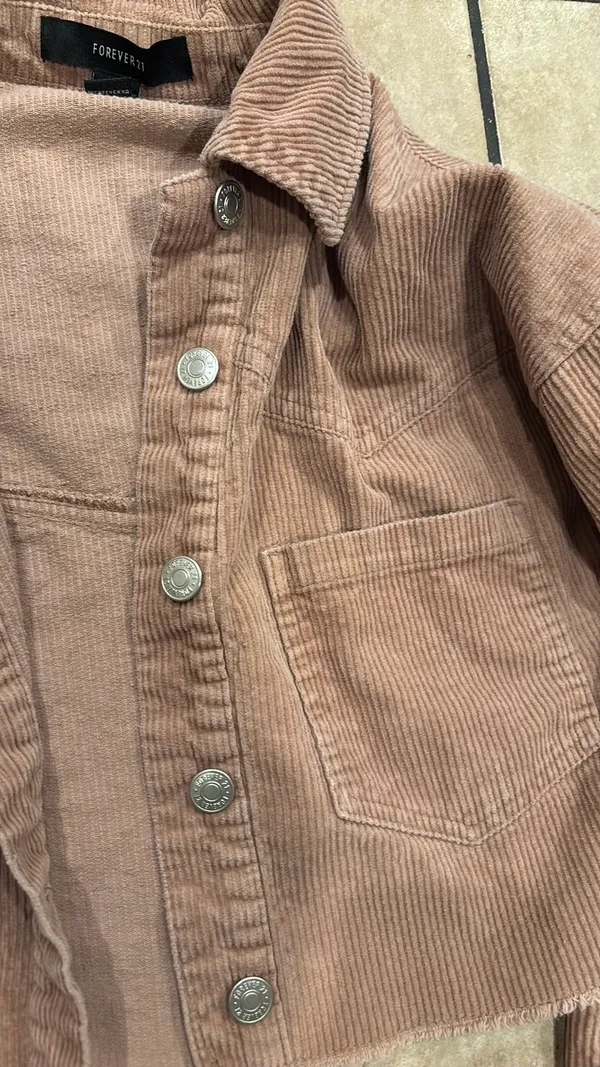 Forever 21 corduroy blush cropped denim jacket - Image 4