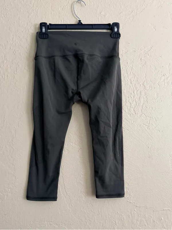 lululemon athletica High-Waist Capri Leggings - Dark Green - Image 2
