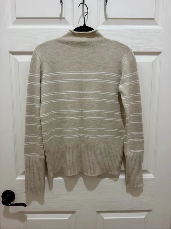 French Connection Beige with White Stripes Mock Neck Sweater Size - Medium - Image 2