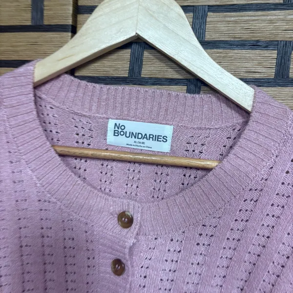 No‎ Boundaries Pink Top Size XL - Image 5