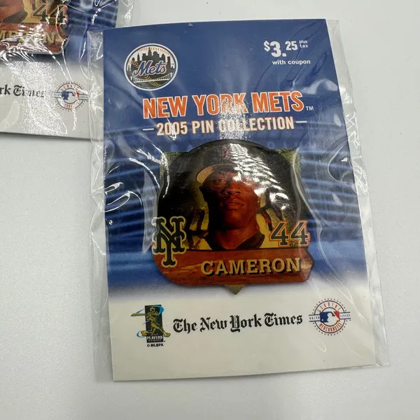 2 New York Mets Mike Cameron 2005 Pin Collection MLB Baseball NY Times Lot of 2 - Image 2