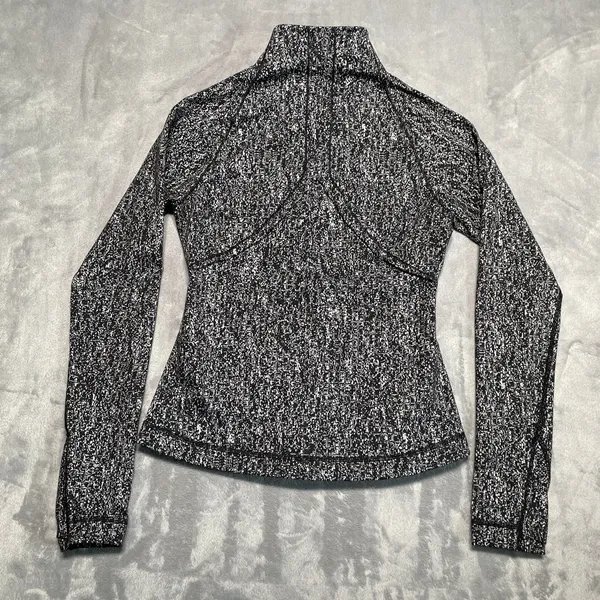 Lululemon Lightly Jacket Womens 6 Black Grey Running Full Zip Thumbholes Workout - Image 2