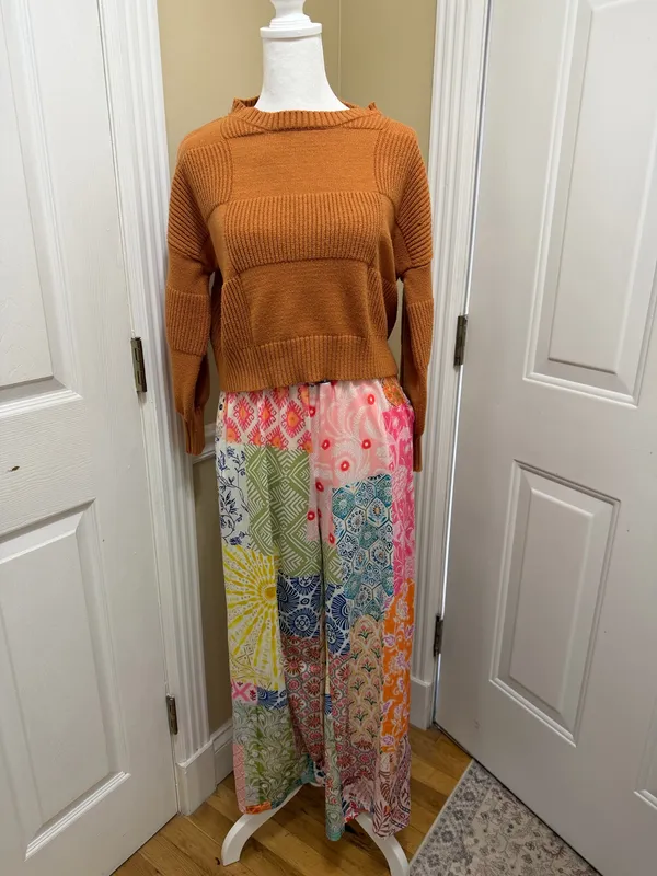 Small Boutique Pants Multiple - Image 3