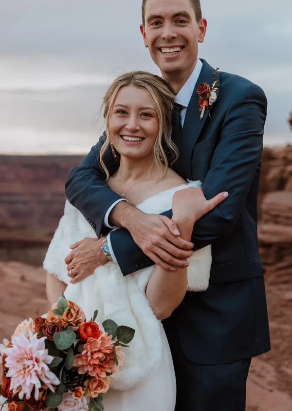David’s Bridal Faux Fur Shawl - Image 3