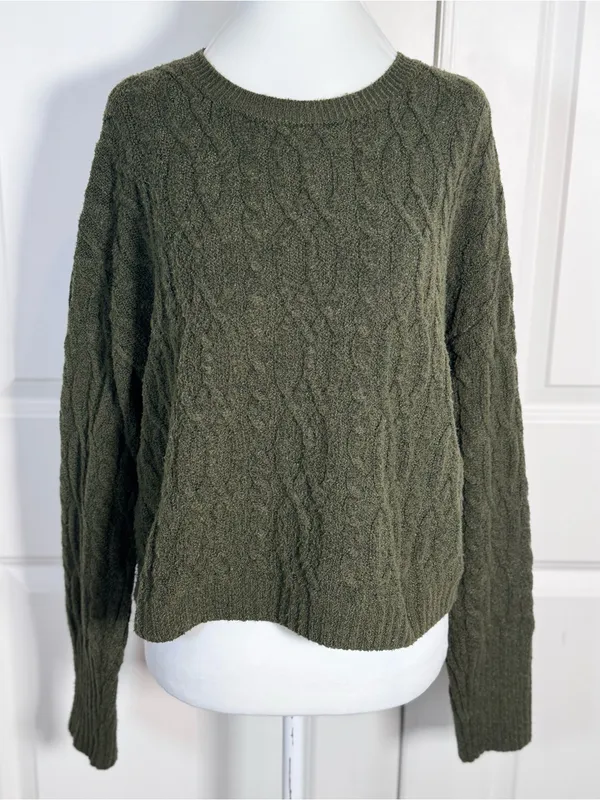 Wild Fable Olive Green Cable Knit Cropped Sweater S Boxy Preppy Academia Fall CabinCore - Image 2