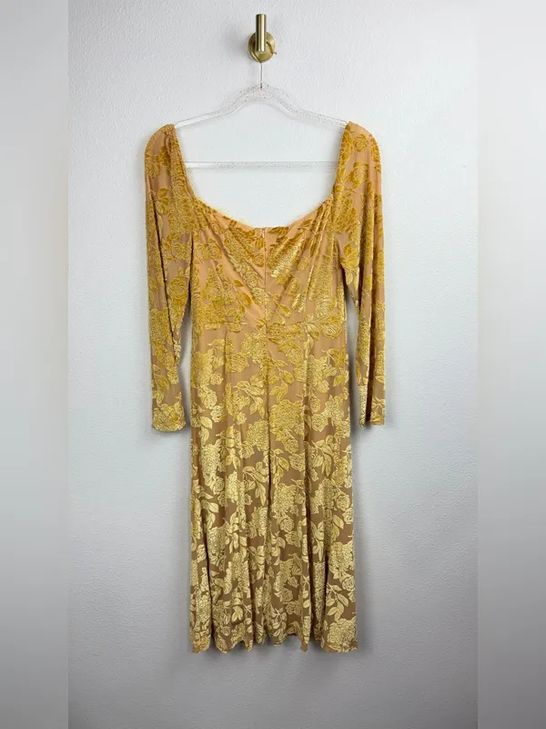 RIHOAS NWT Mustard/Gold Lace detail Floral Velvet Overlay Mesh Midi Dress Size M - Image 7