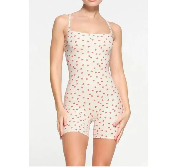 SKIMS Heart Print Fits Everybody Onesie XS - Image 7