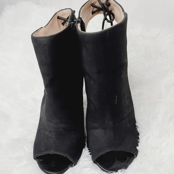 Shoe Republic open to ankle lace up heels sz 8 - Image 2