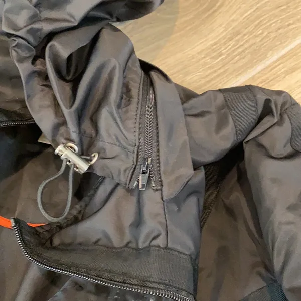 Micheal kors jacket - Image 4