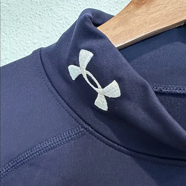 Under Amour navy blue Long Sleeve Pullover size xl - Image 2