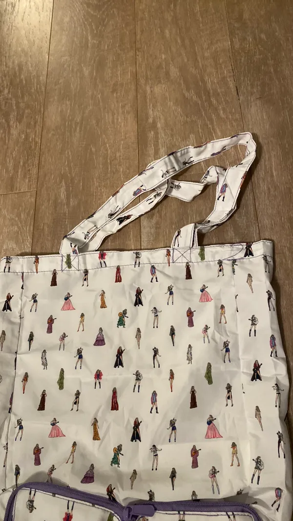Taylor Swift The Eras Tour Tote Bag w/ Zip Pouch – Brand New Packable Collector - Image 3