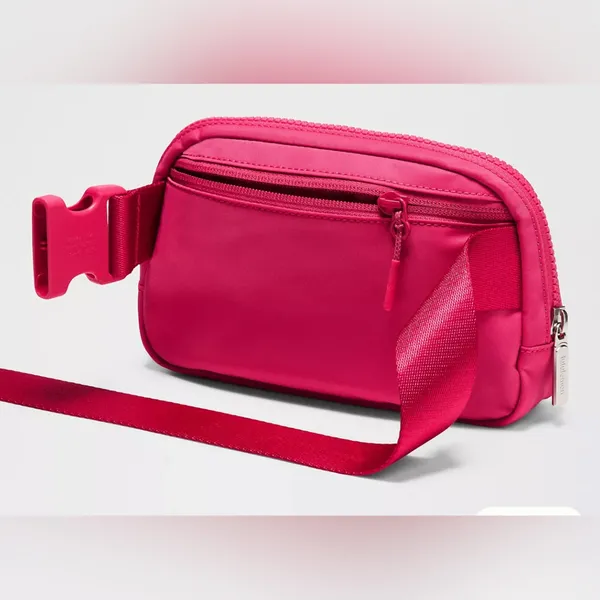 Lululemon Athletica Everywhere Belt‎ Bag in Raspberry Coulis Crossbody Sporty - Image 3