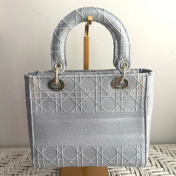 Christian Dior Lady D-Lite Bag Cannage Embroidered Canvas Medium - Image 2