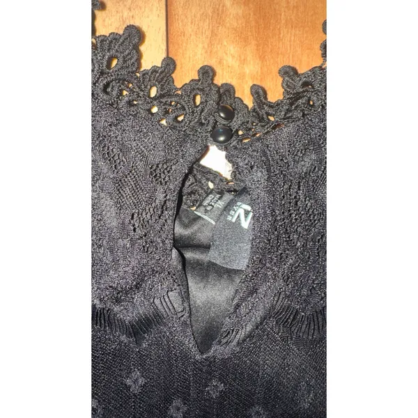 IZ Byer‎ Womens XL Black Lace High Neck Sleeveless Blouse Keyhole Back Tank Top - Image 7