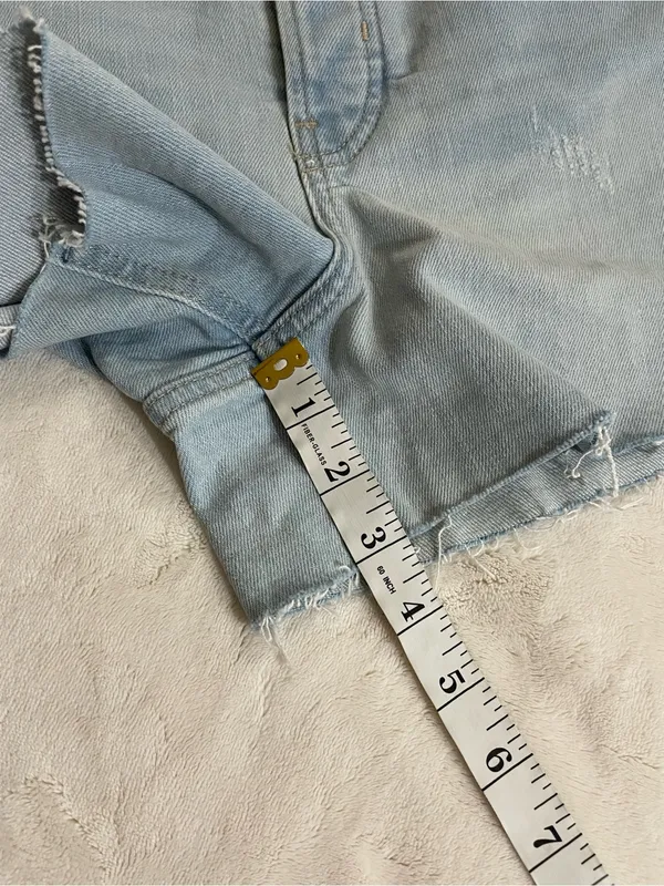 Old Navy Light Blue Denim Women’s High-Rise Shorts Size 6 NWT - Image 6