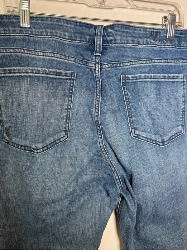 Kut from the Kloth Katy Boyfriend Classic Mid-Blue Women’s Straight Jeans 14 - Image 5