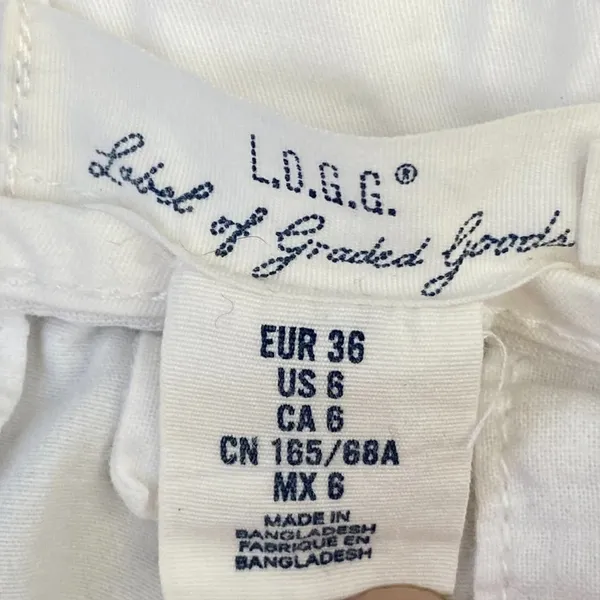 H&M LOGG White Cotton Casual Chino Cuffed Shorts Womens 6 - Image 7