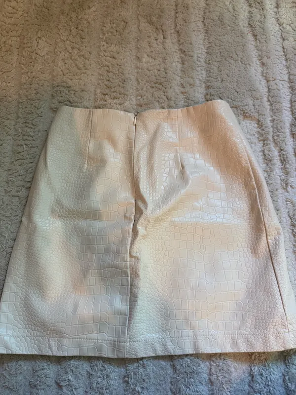 Francesca’s snakeskin leather skirt - Image 2