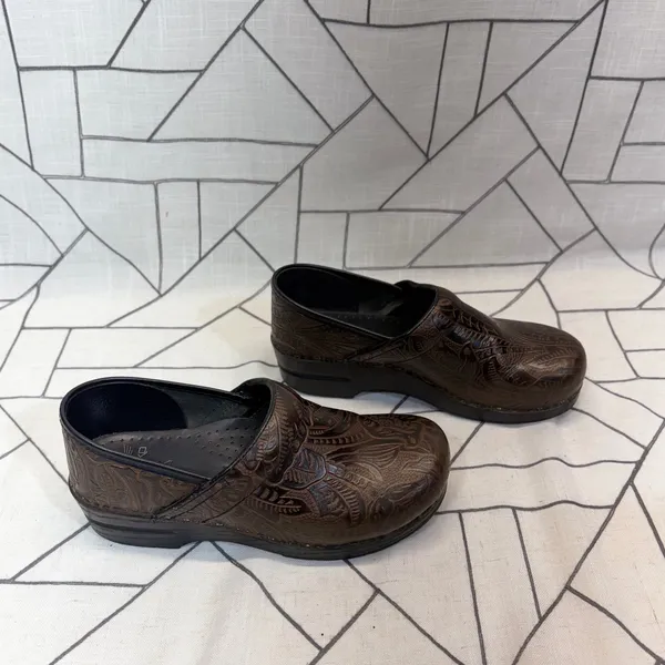 Dansko Professional Clogs 41 Brown Embossed Floral Paisley Leather Nursing Shoes - Image 2