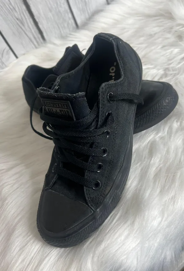 Converse ⸻   All Star Classic Black | Size 6  1/2 - Image 4
