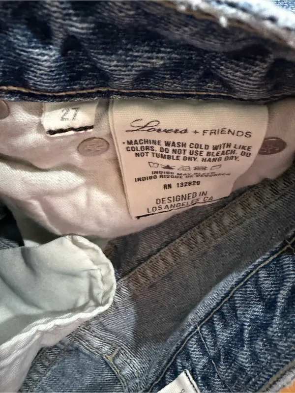 Lovers + Friends Distressed Straight Leg Raw Hem Jeans Medium Wash - Image 5