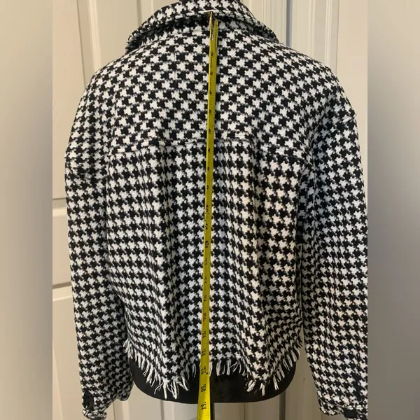 SO Houndstooth Fringe Trim Cropped Jacket Size XL - Image 4