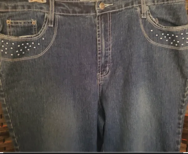 Denim Collection: Polka Dots Jeans - Image 3