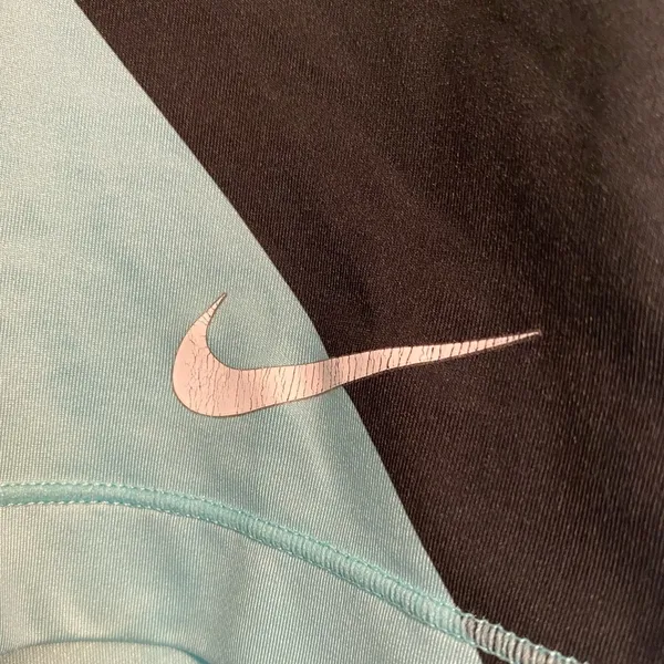 Nike Pros - Image 2