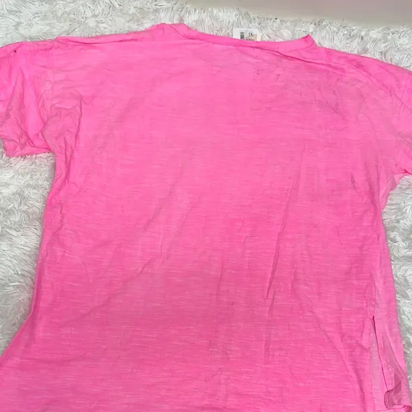 Peach Love California Bright Pink V-Neck Tee - Image 9