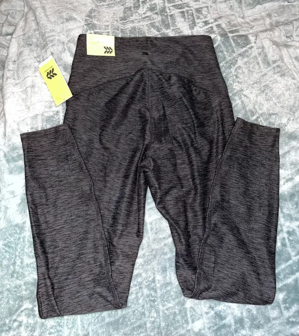 Crossover Leggings - Image 2