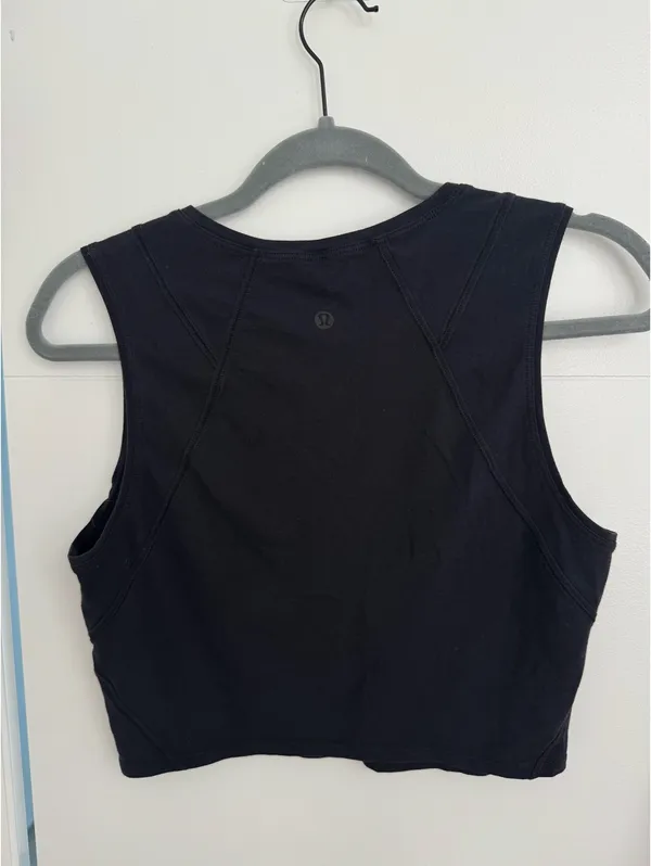Lululemon black crop top - Image 4