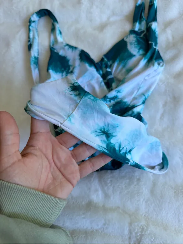 Dippin Daisy’s Swimwear One Piece Teal Tie Dye Size Small - Image 9